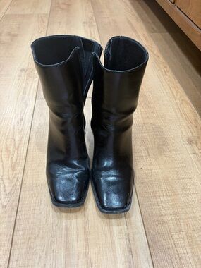 Old Navy Black Square-Toe Mid-Calf Ankle Boots